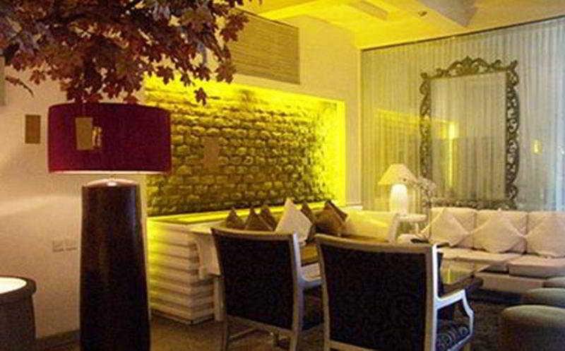 Patra Comfort Jakarta Exteriör bild