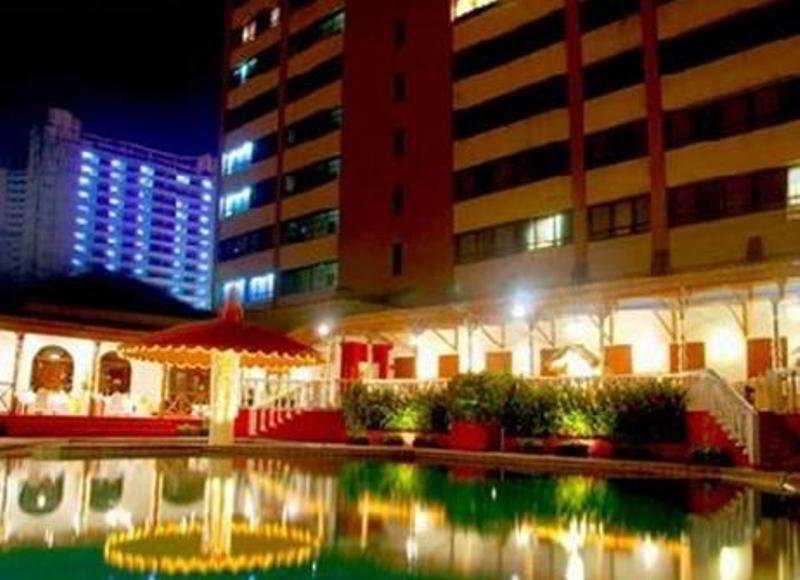 Patra Comfort Jakarta Exteriör bild