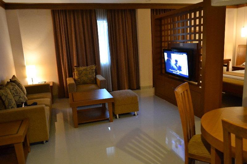 Patra Comfort Jakarta Exteriör bild