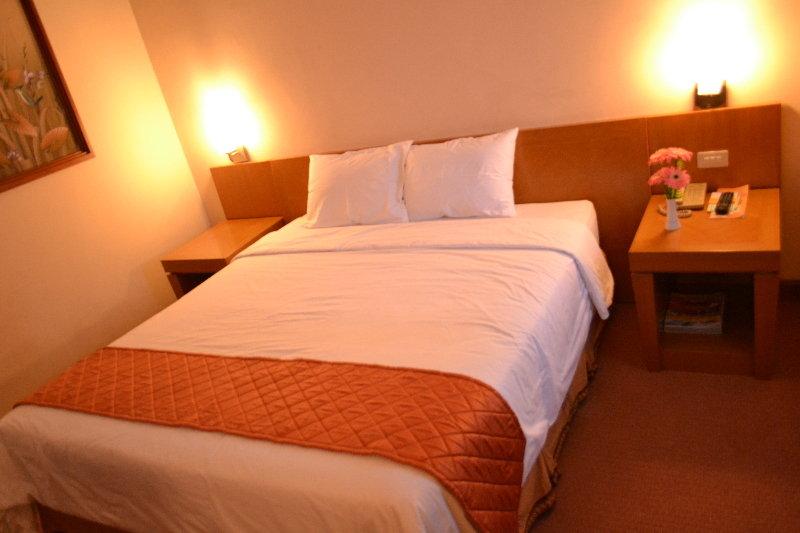 Patra Comfort Jakarta Exteriör bild